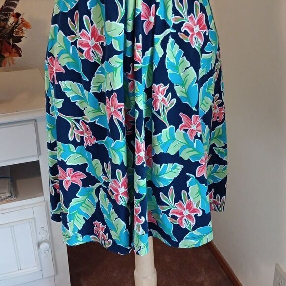 Lands' End Floral Dress - Picture 3 of 11